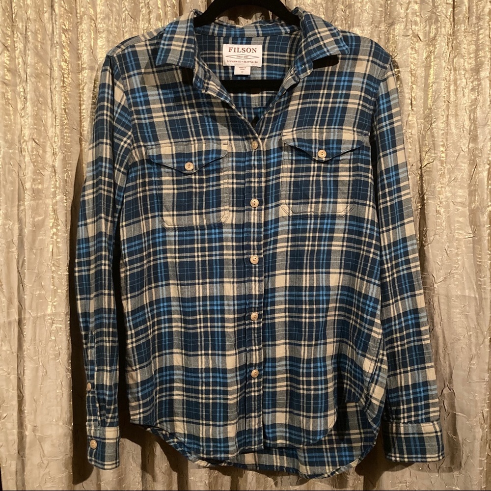 Filson women’s button down shirt